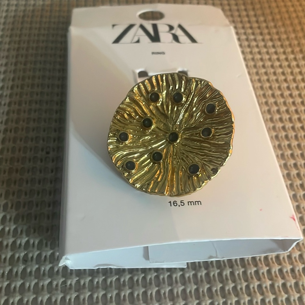 New Zara gold tone ring